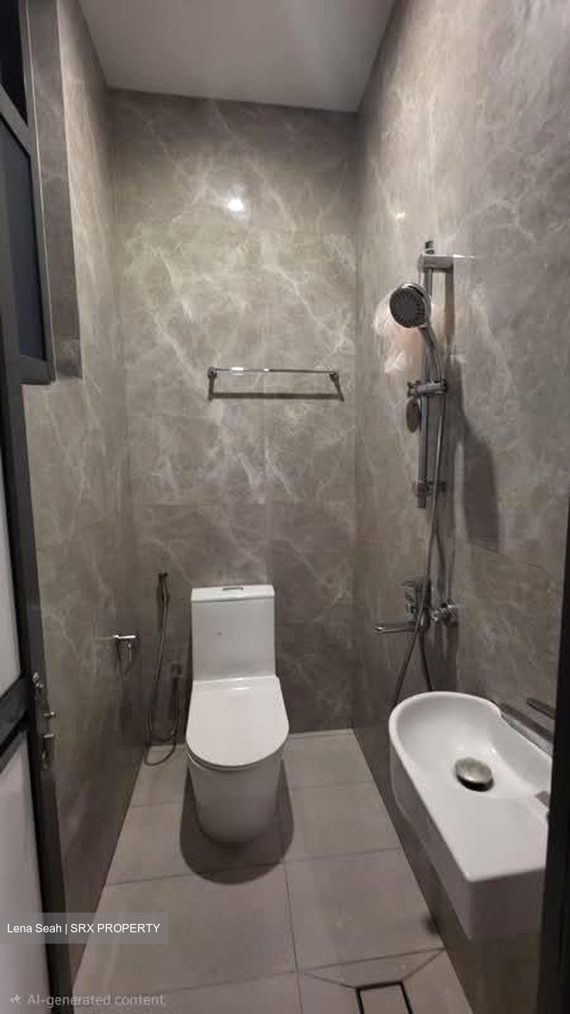 Macpherson Road (D13), Terrace #543064561